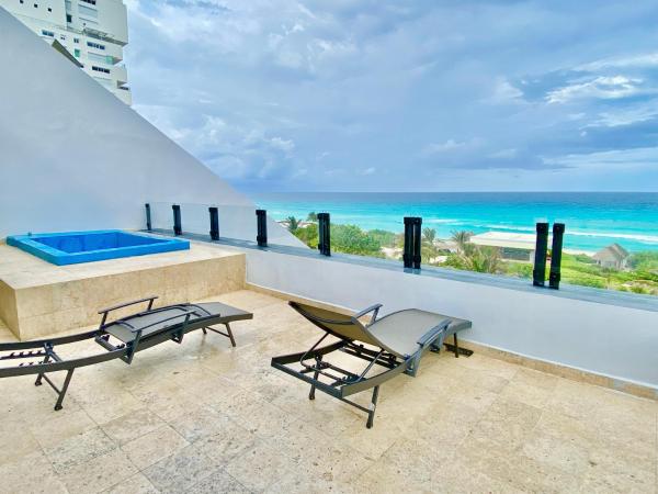 Condo in Ocean Front Resort : photo 9 de la chambre appartement - vue sur mer