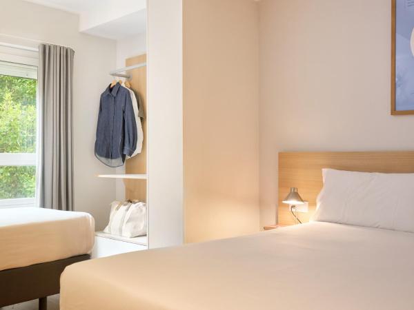 Rooms Ciencias : photo 6 de la chambre chambre triple