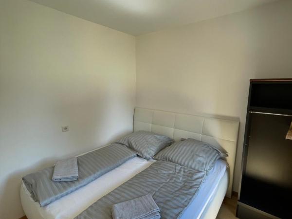 Apartment Leipzig : photo 2 de la chambre chambre standard avec 2 lits queen-size