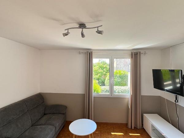 Résidence Domaine De Caranella : photo 2 de la chambre appartement standard