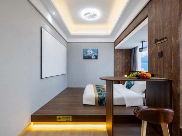 Xingyin Cloudy Hotel Guangzhou Changgang Subway Station - Free Shuttle Bus to Canton Fair Complex During Canton Fair Period : photo 5 de la chambre city view king suite