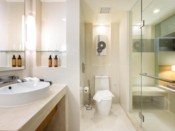 Centara Grand at Central Plaza Ladprao Bangkok : photo 4 de la chambre suite club supérieure lit king-size