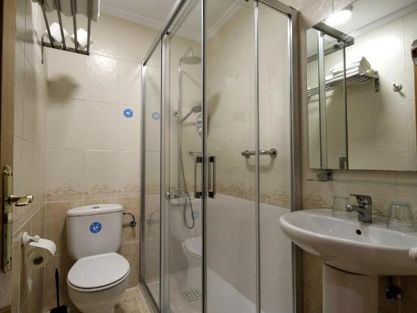 Hostal Las Fuentes : photo 8 de la chambre chambre double supérieure