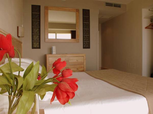 Hôtel Campo Dell'oro : photo 2 de la chambre chambre familiale supérieure (2 adultes + 2 enfants)