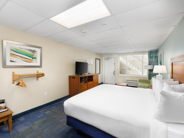 Beachside Resort Panama City Beach : photo 9 de la chambre studio lit king-size avec canapé-lit - accessible aux personnes à mobilité réduite