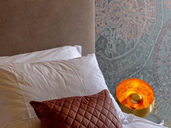 Guest House Jacarandá Faro : photo 8 de la chambre chambre double