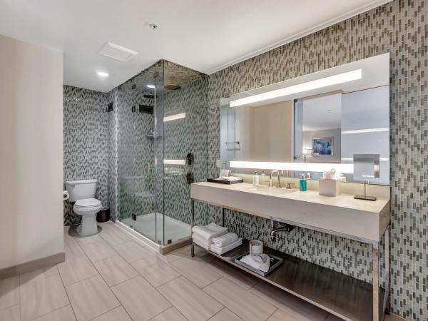 Ocean View Hotel : photo 6 de la chambre hébergement standard 2 lits doubles avec balcon