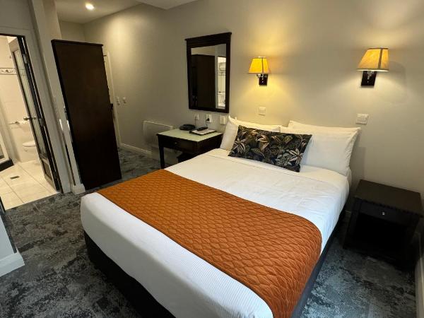 Trinity Hotel : photo 3 de la chambre chambre lit queen-size