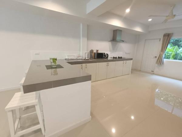 ฺBKK @ Khaolak : photo 10 de la chambre chambre quadruple - vue sur montagnes