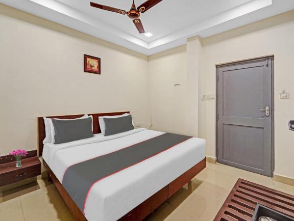 Super Collection O G Silver Hotels Mount Road : photo 5 de la chambre chambre double deluxe