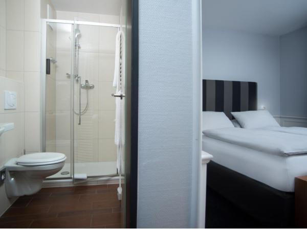 &REPEAT Köln Airport : photo 5 de la chambre chambre double