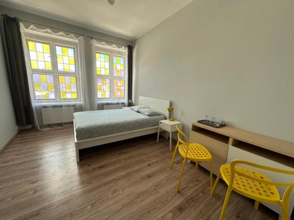 Apolla 34 : photo 3 de la chambre chambre double avec salle de bains commune