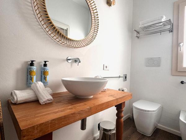 Su Entu Sardinian Country Club : photo 2 de la chambre chambre deluxe - vue sur piscine