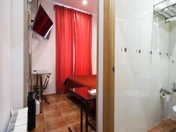 Hostal Las Fuentes : photo 5 de la chambre petite chambre double