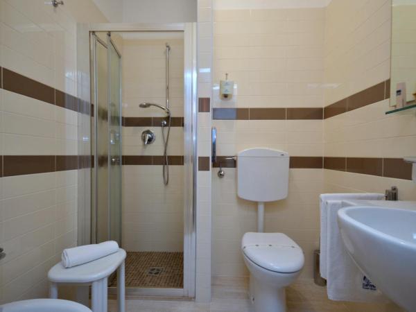 Olimpia Hotel & Aparthotel : photo 6 de la chambre chambre standard avec balcon