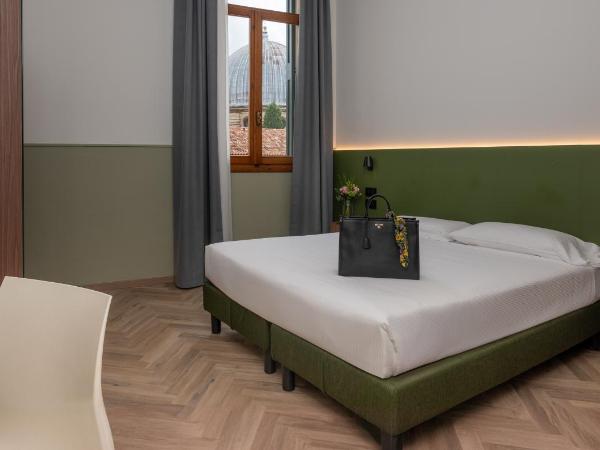 Hotel Casa Del Pellegrino : photo 9 de la chambre chambre triple confort avec vue