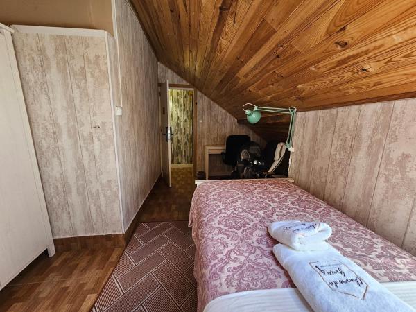 Graça Guest House : photo 4 de la chambre chambre simple avec salle de bains extérieure privative