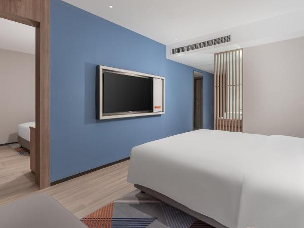 Holiday Inn Express Qingdao Shibei, an IHG Hotel : photo 3 de la chambre 1 king and 1 double standard