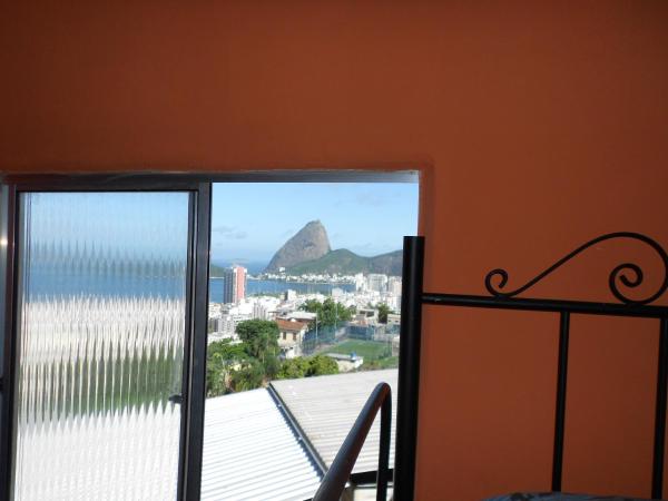 Hostel Tavares Bastos : photo 8 de la chambre lit dans dortoir mixte de 4 lits - vue sur montagne