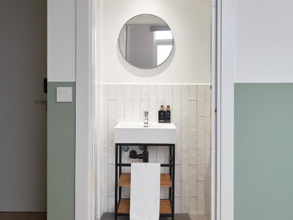 Ola Living Hostal Tetuan : photo 7 de la chambre chambre simple