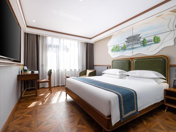 Time Traveller Boutique Hotel - Near National Convention Centre, National Stadium , Olympic Forest Park , National Tennis Center, Beishatan subway station, Hail taxi, Free laundry, Tourism consultation : photo 1 de la chambre chambre double supérieure