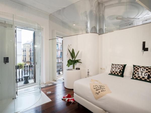 Chic & Basic Born Boutique Hotel : photo 4 de la chambre chambre double deluxe avec balcon