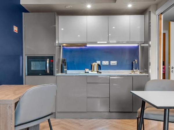 Roomzzz Leeds City : photo 6 de la chambre appartement 1 chambre