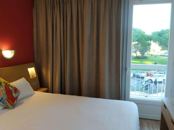 Brit Hotel Hermitage : photo 1 de la chambre chambre double - côté ville