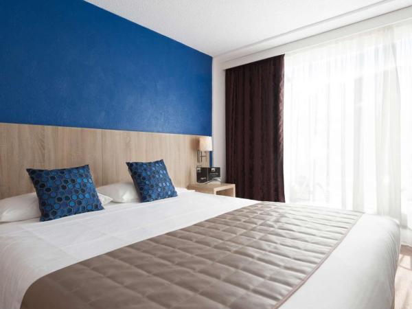 Brit Hôtel De L'océan : photo 1 de la chambre chambre triple - vue sur mer