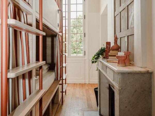 CENTRAL LA ROCHELLE : photo 6 de la chambre dortoir pour femmes 8 lits