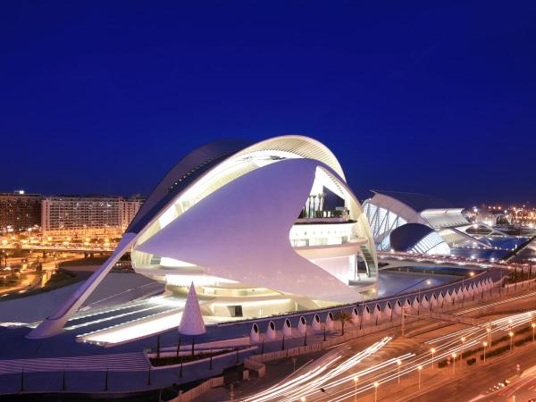 Holiday Inn Express Ciudad de las Ciencias, an IHG Hotel : photo 1 de la chambre chambre lits jumeaux standard