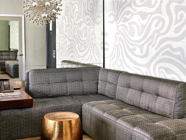 Hotel Ziggy Los Angeles : photo 6 de la chambre hébergement lit queen-size