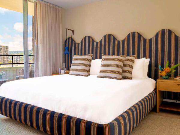 Wayfinder Waikiki : photo 2 de la chambre suite supérieure lit king-size