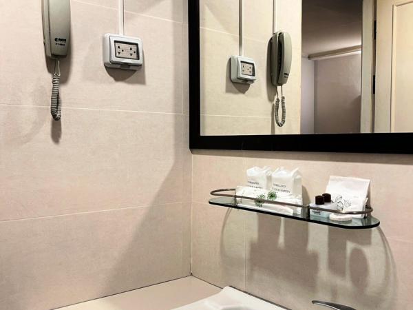 Summit Pavilion Hotel : photo 5 de la chambre studio double supérieur