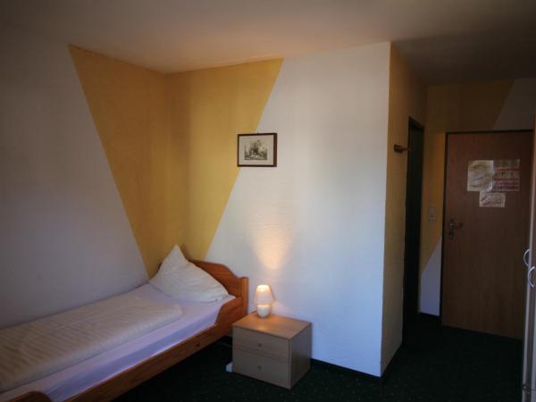 Gasthof Götznerhof : photo 1 de la chambre chambre simple standard avec douche