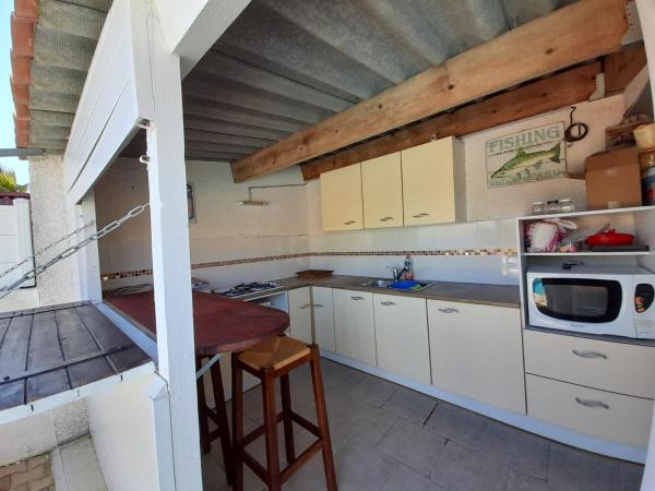 Chambre privée indépendante, piscine : photo 2 de la chambre chambre double avec salle de bains privative