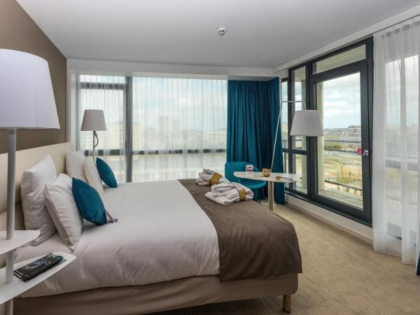 Mercure Cherbourg Centre Port : photo 6 de la chambre chambre double privilège avec balcon