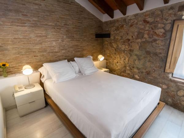 Hotel Nou Romà : photo 6 de la chambre chambre double standard Économique (2 adultes) - annexe