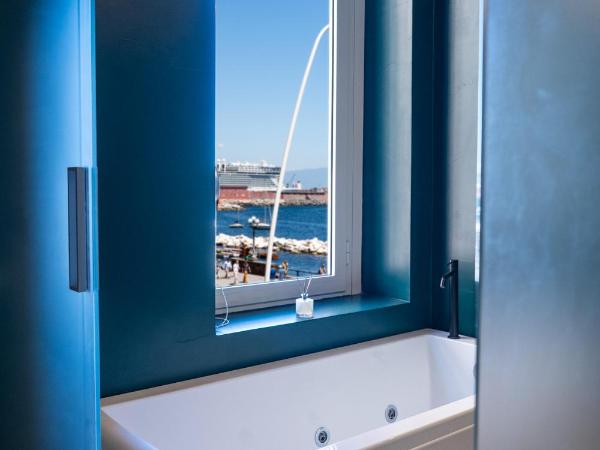 Relais sul Mare Boutique Hotel : photo 6 de la chambre junior suite with side sea view, jacuzzi and balcony