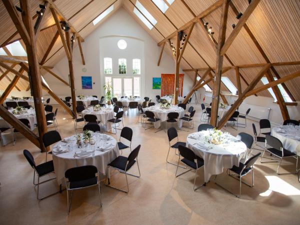 AvalonBnB : photo 8 de la chambre chambre simple avec salle de bains commune