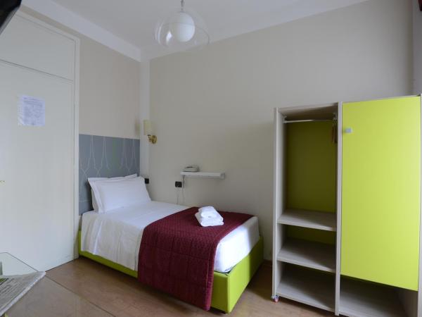 Hotel Tourist : photo 2 de la chambre chambre simple