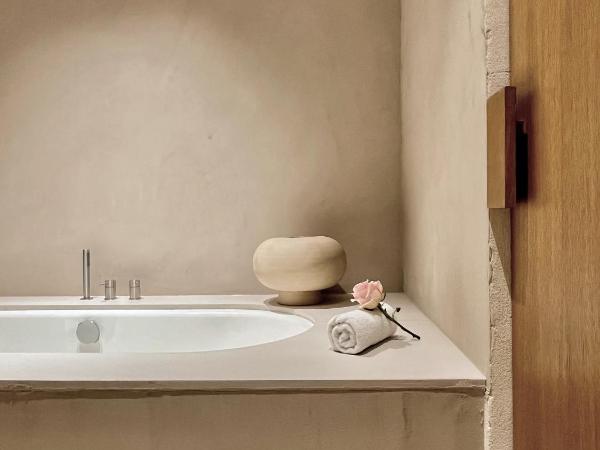 Toile Blanche : photo 10 de la chambre suite avec piscine privée