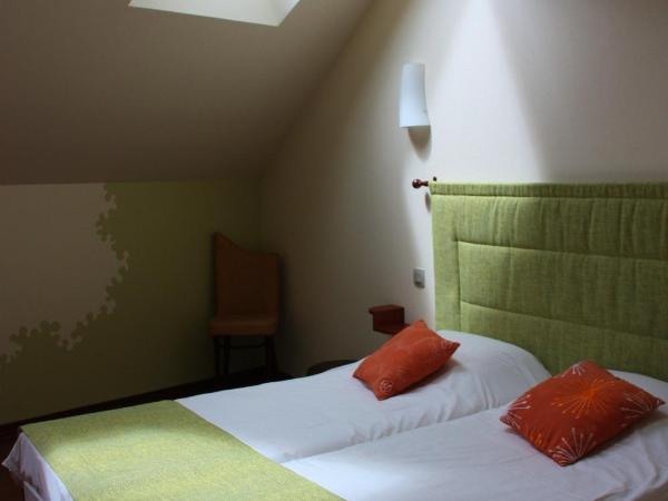 L'HÔTEL de CHARTRES : photo 4 de la chambre chambre lits jumeaux confort