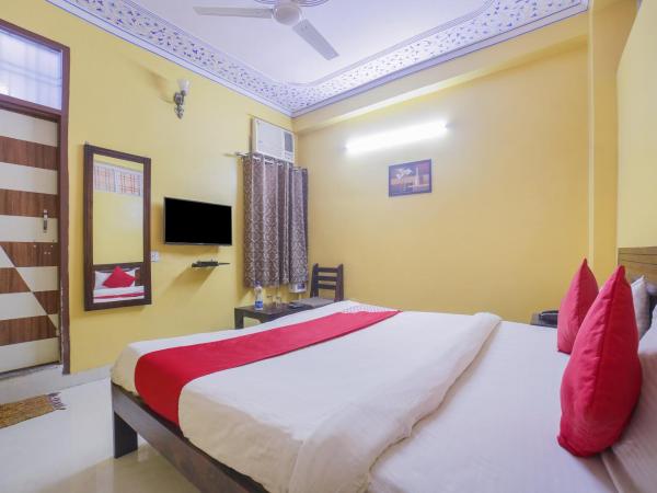 OYO The Park City Hotel : photo 6 de la chambre chambre double standard