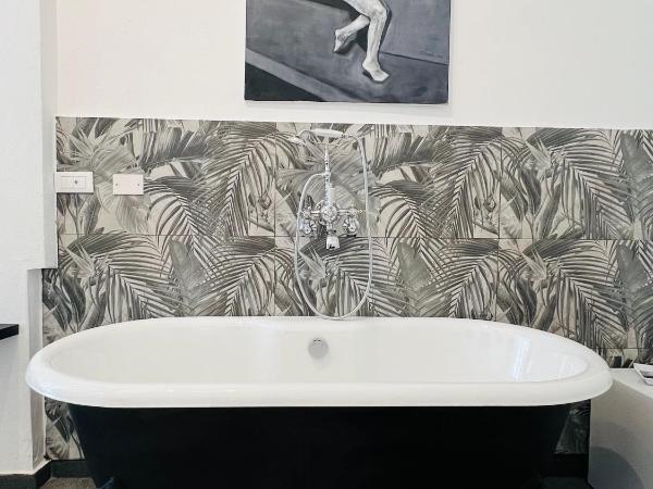 La Galerie : photo 5 de la chambre chambre double deluxe avec baignoire