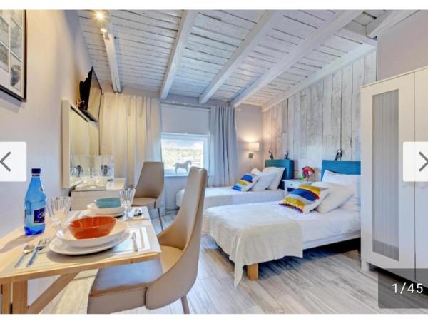 Kamienica Gdynia hotelowe komfortowe łóżka, plaża Orłowo molo : photo 4 de la chambre studio supérieur