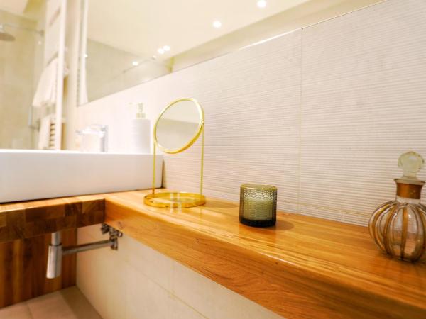 Teatro Suites Rooms : photo 9 de la chambre suite avec balcon