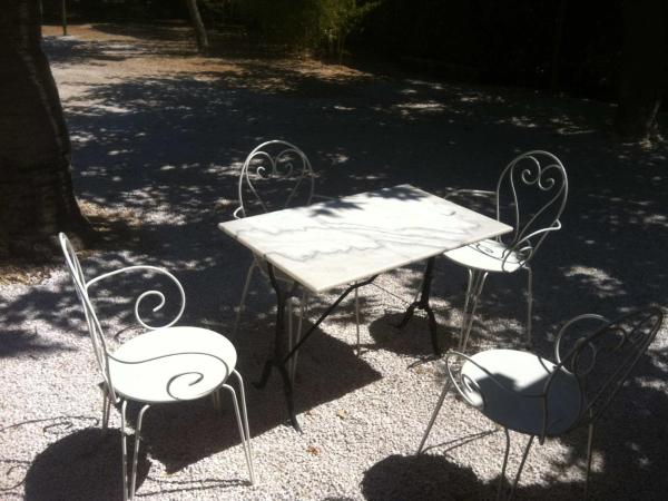 Du Coté de Chez Soi : photo 9 de la chambre chambre double - vue sur jardin