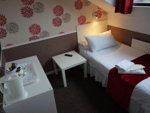 The Boundary Hotel - B&B : photo 3 de la chambre chambre simple standard avec salle de bains commune