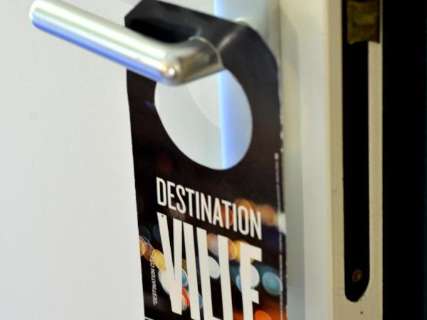 KYRIAD HONFLEUR - La Riviere Saint Sauveur : photo 3 de la chambre chambre double